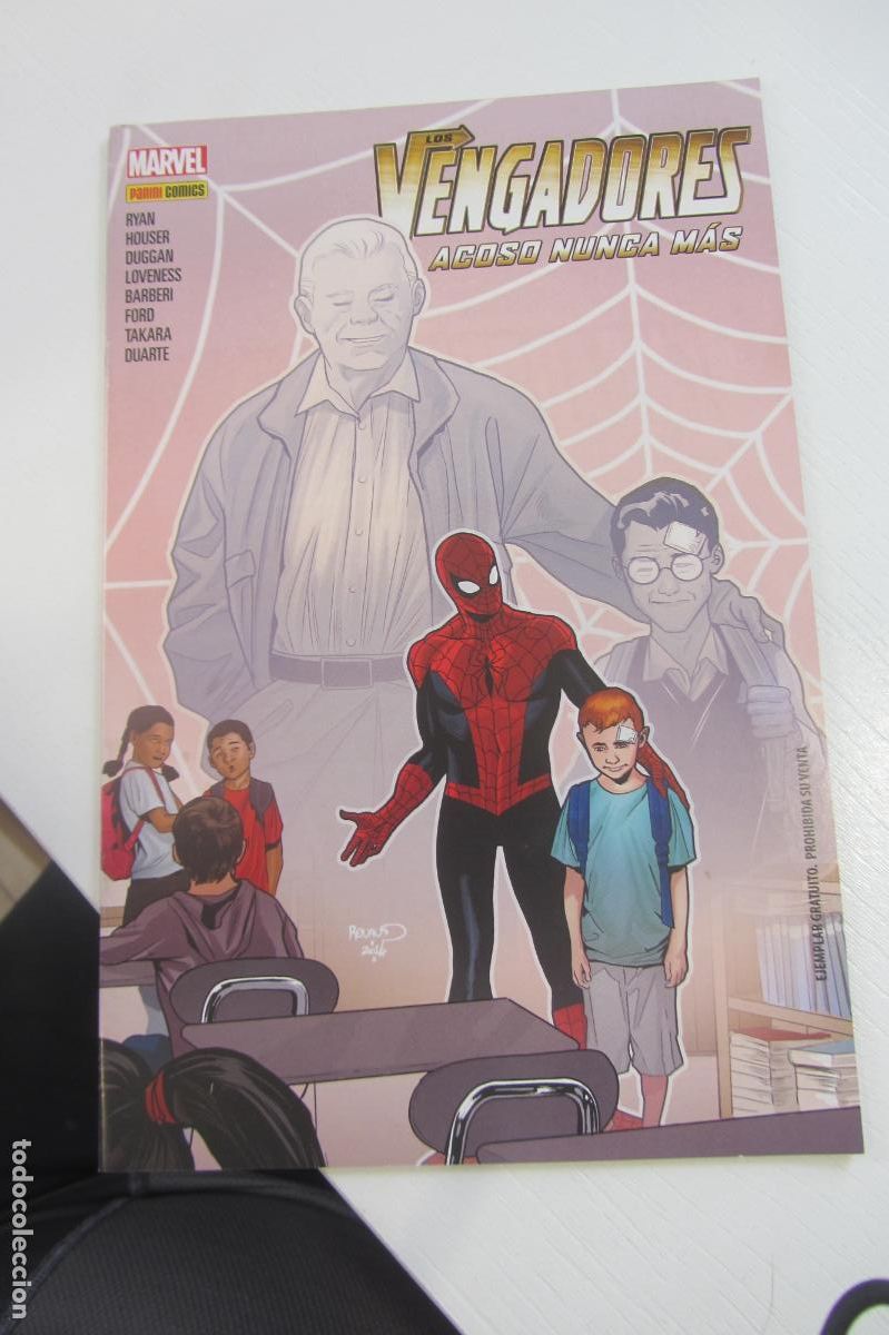 C&oacute;mics: LOS VENGADORES - ACOSO NUNCA MAS MARVEL - PANINI arx184
