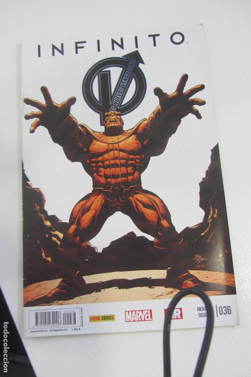 C&oacute;mics: LOS NUEVOS VENGADORES - VOL.2 - N&ordm; 36 MARVEL PANINI arx184