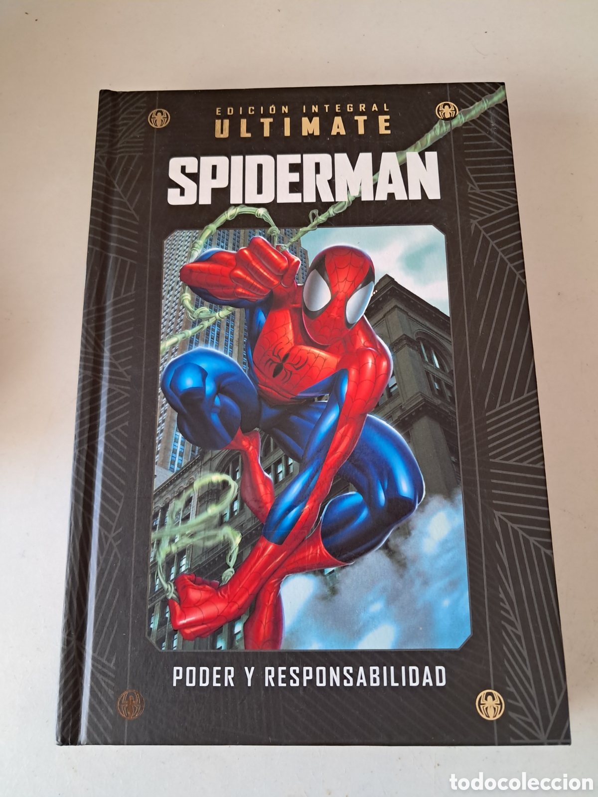 C&oacute;mics: EDICI&Oacute;N INTEGRAL ULTIMATE SPIDERMAN N⁰ 1. PODER Y RESPONSABILIDAD