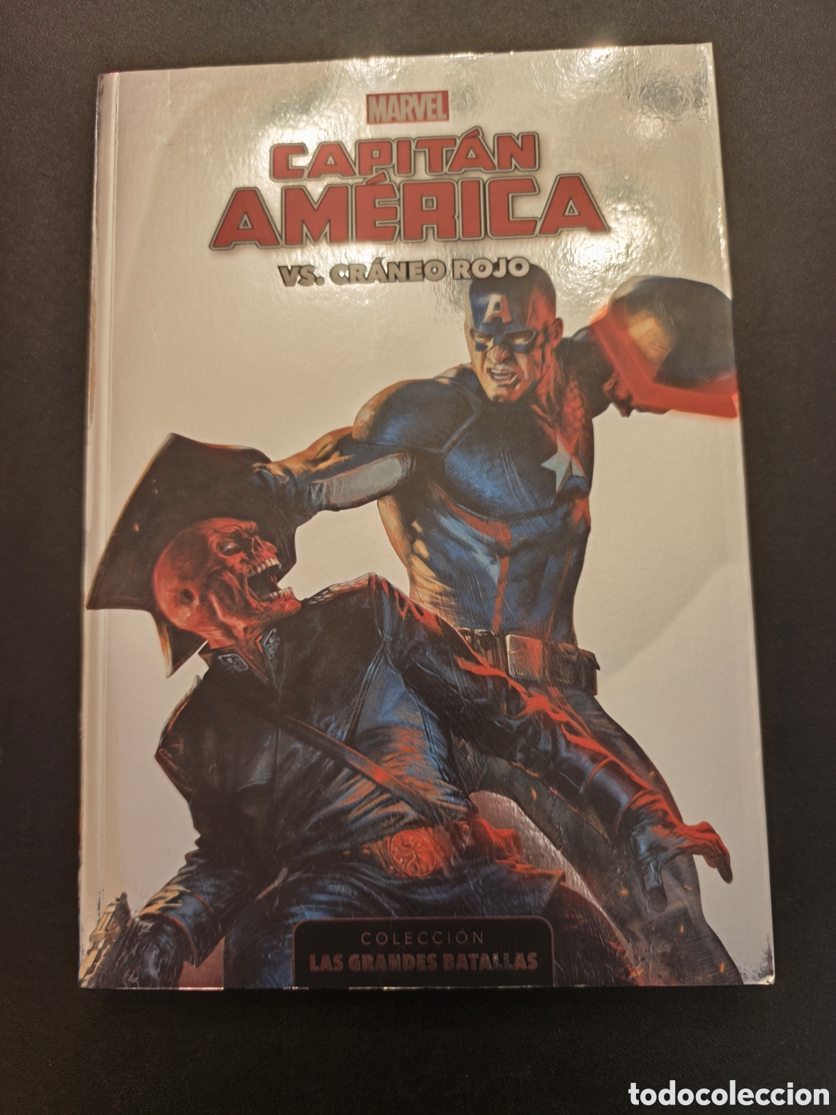 C&oacute;mics: MARVEL CAPIT&Aacute;N AM&Eacute;RICA VS. CRANEO ROJO COLECCI&Oacute;N LAS GRANDES BATALLAS - PANINI