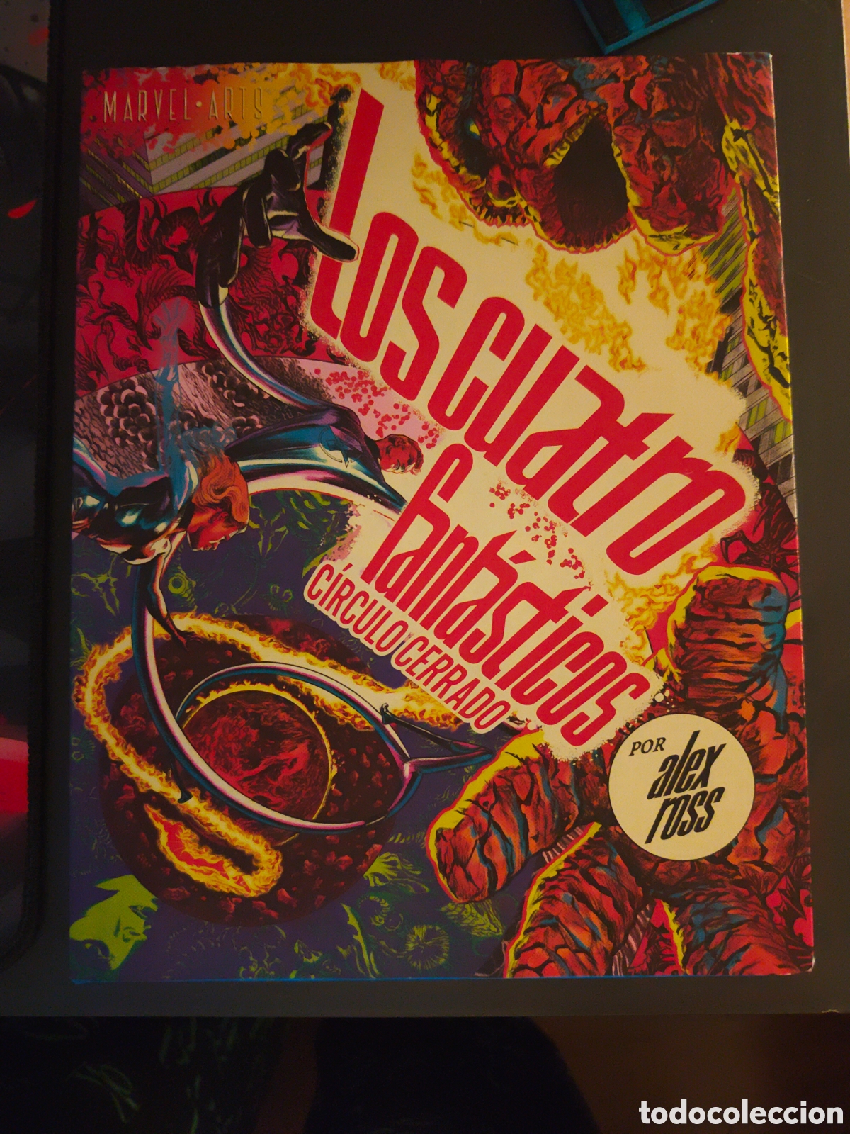 C&oacute;mics: Los cuatro fant&aacute;sticos. C&iacute;rculo cerrado. Alex Ross