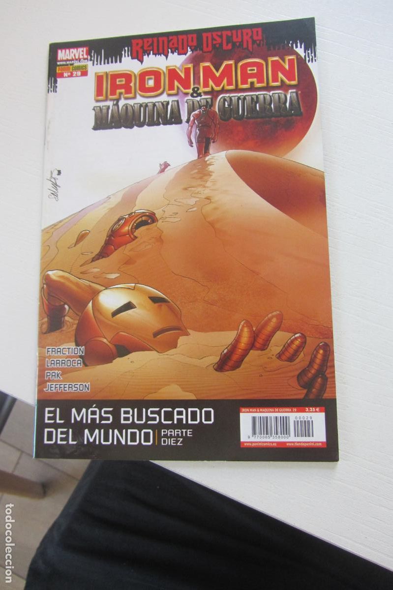 C&oacute;mics: IRON MAN & M&Aacute;QUINA DE GUERRA N&ordm; 29 REINADO OSCURO EL M&Aacute;S BUSCADO DEL MUNDO ( 2008/2011 PANINI ARX71