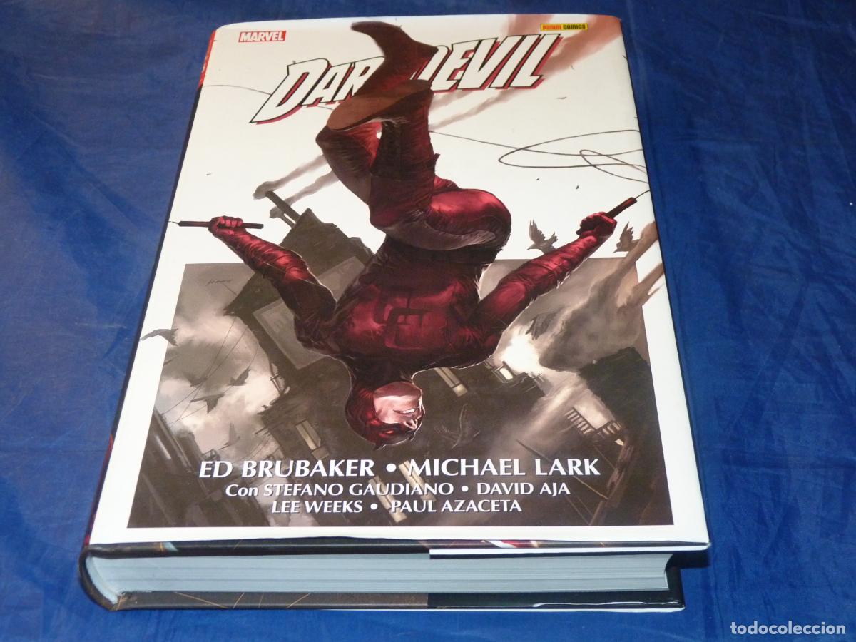 C&oacute;mics: Marvel Omnibus. Daredevil de Ed Brubaker y Michael Lark #1 (MARVEL HEROES) OREFSLL