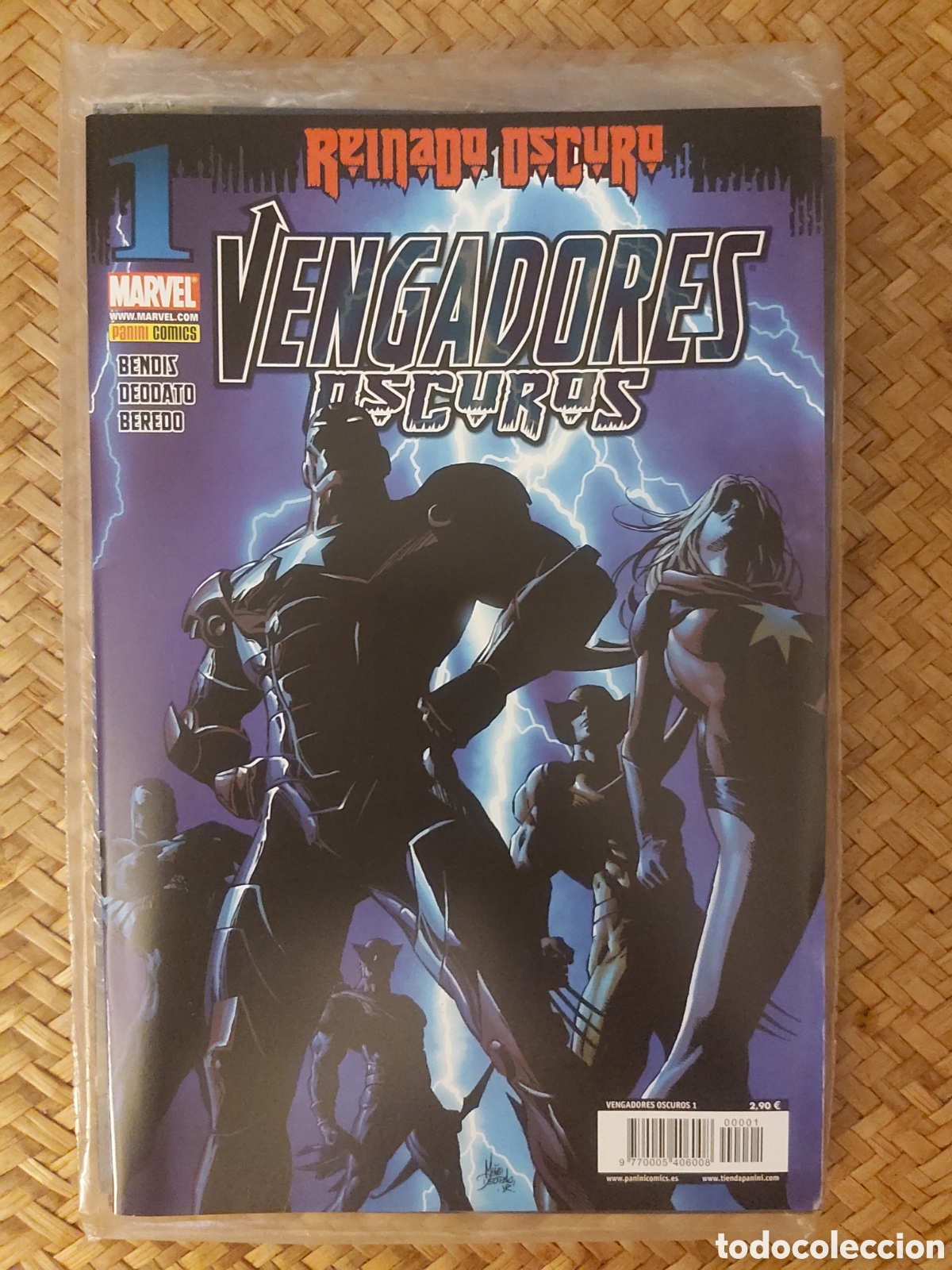 C&oacute;mics: INVASI&Oacute;N SECRETA+REINADO OSCURO+VENGADORES OSCUROS+ASEDIO. SERIES COMPLETAS. BENDIS. MARVEL, PANINI.