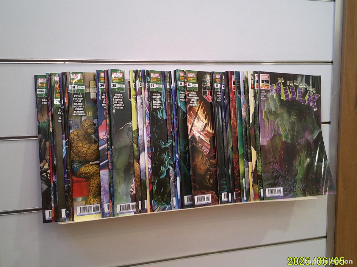 C&oacute;mics: EL INMORTAL HULK COMPLETA 39 NUMEROS MAS ESPECIAL MARVEL - PANINI OFERTA (ANTES 173&euro;)
