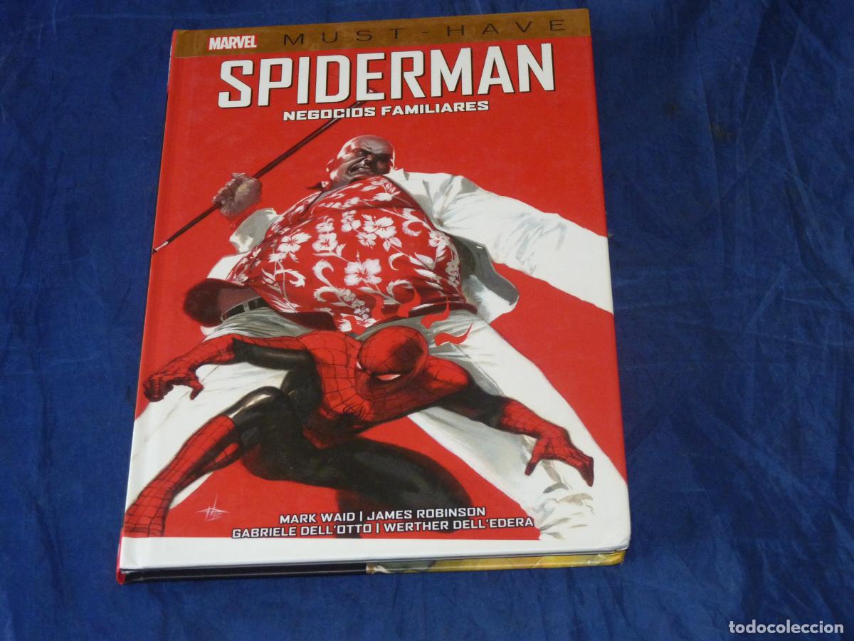 C&oacute;mics: Spiderman: negocios familiares (MARVEL MUST HAVE) OREFSLL
