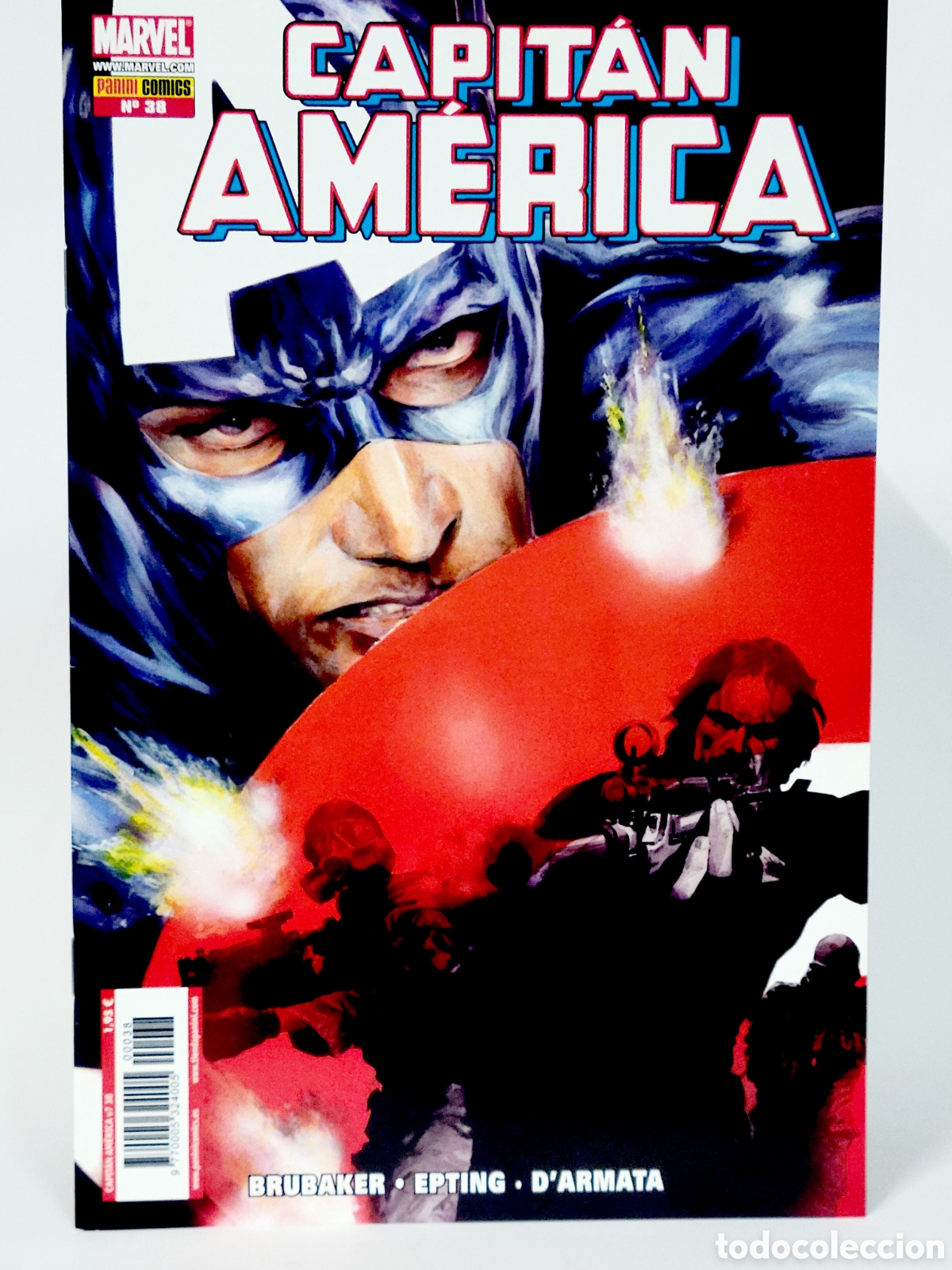 C&oacute;mics: C&Oacute;MIC CAPITAN AMERICA 38 VOL.7 PANINI MARVEL GRAPA VOLUMEN DE KIOSCO