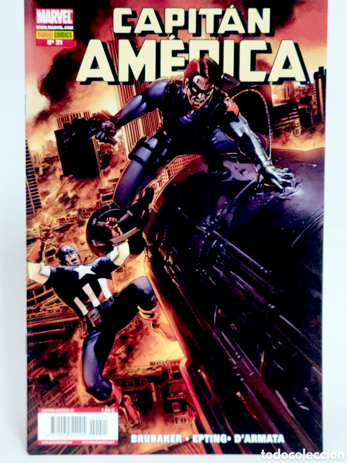 C&oacute;mics: C&Oacute;MIC CAPITAN AMERICA 21 VOL.7 PANINI MARVEL GRAPA VOLUMEN DE KIOSCO
