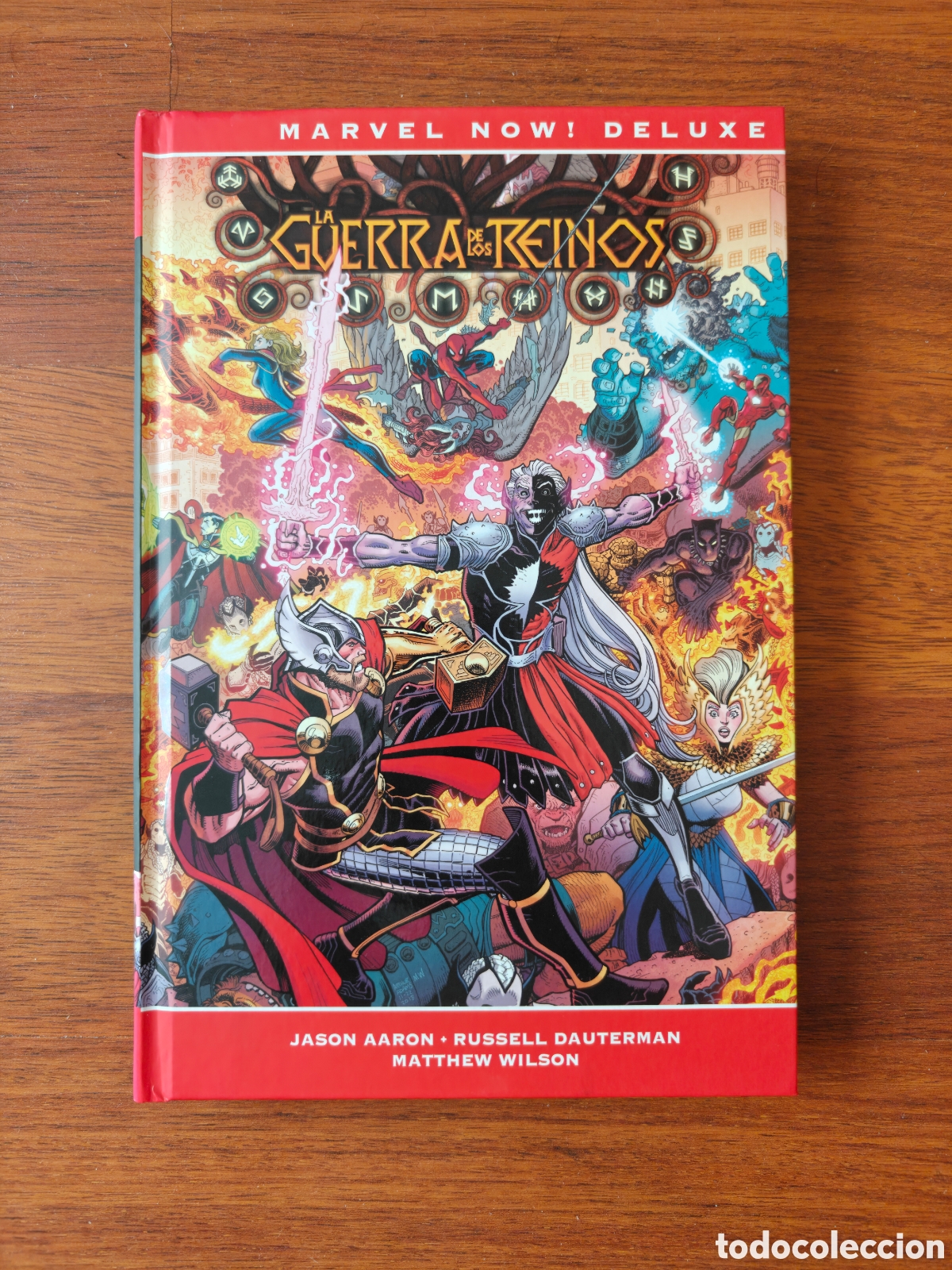C&oacute;mics: Marvel now! Deluxe&nbsp;&nbsp;La guerra de los reinos. Thor. Jason Aaron.