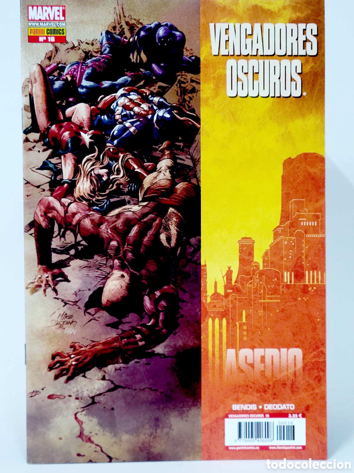 C&oacute;mics: C&Oacute;MIC VENGADORES OSCUROS 16 ASEDIO PANINI MARVEL GRAPA DE KIOSCO