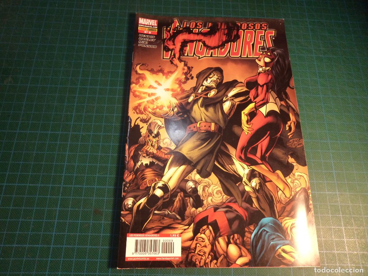 C&oacute;mics: Los Poderosos Vengadores. N&ordm; 9. Panini.