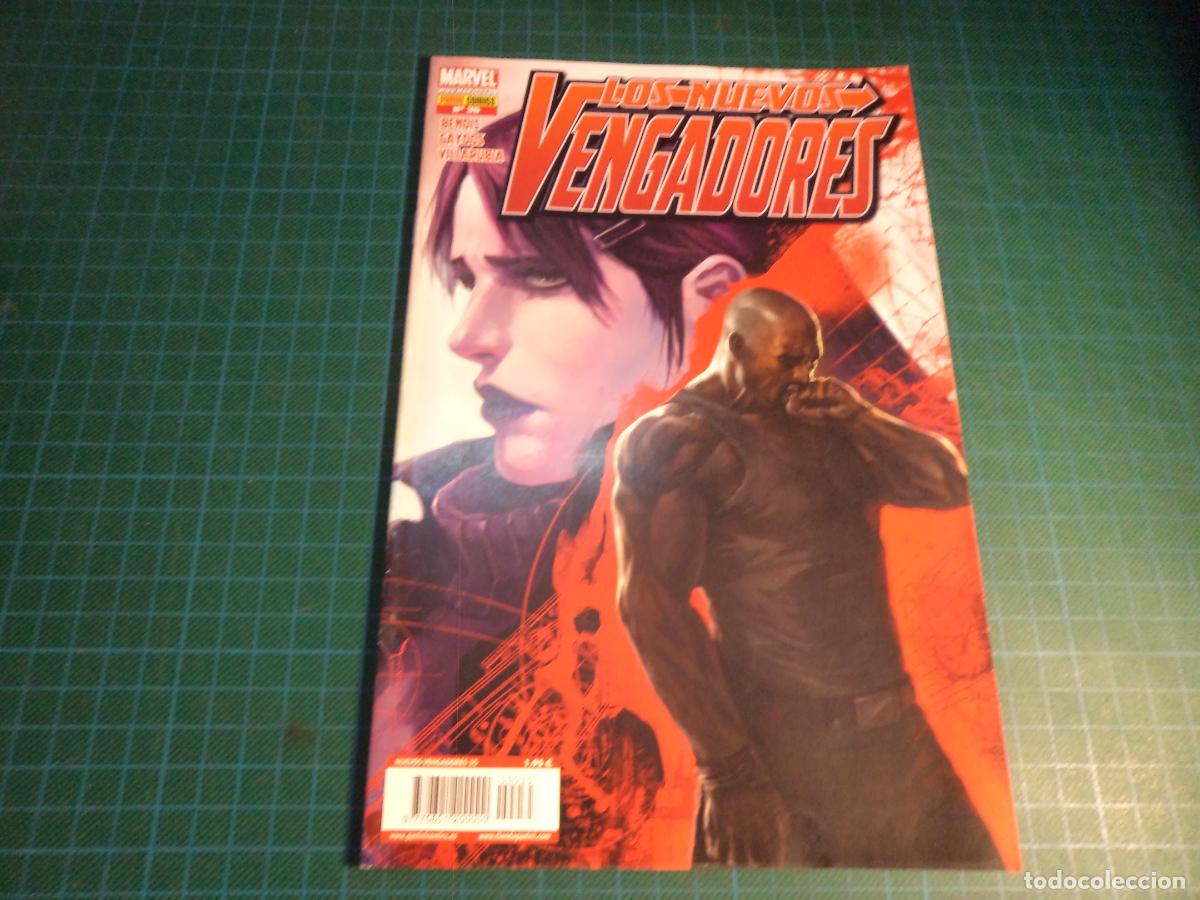 C&oacute;mics: Los Nuevos Vengadores. N&ordm; 35. Panini.