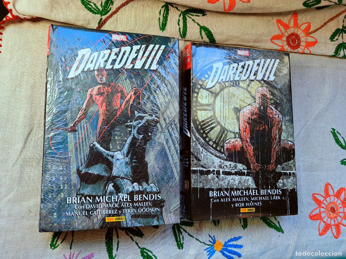 C&oacute;mics: Daredevil. Tomo I y II. Marvel. Omnibus. Michael Bendis. Panini. Est&aacute;n nuevos, en su precinto.