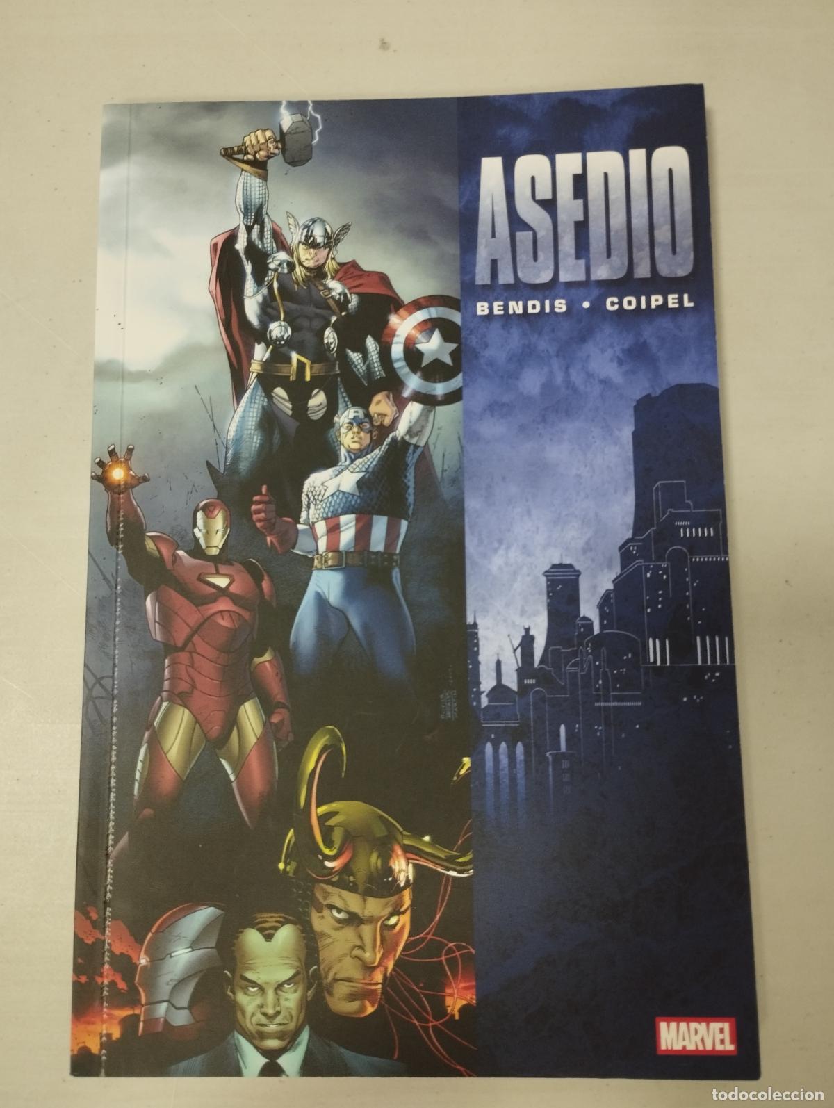 C&oacute;mics: Marvel Essentials. Asedio - Michael Lark, Lucio Parrillo, Brian Michael Bendis, Olivier Coipel