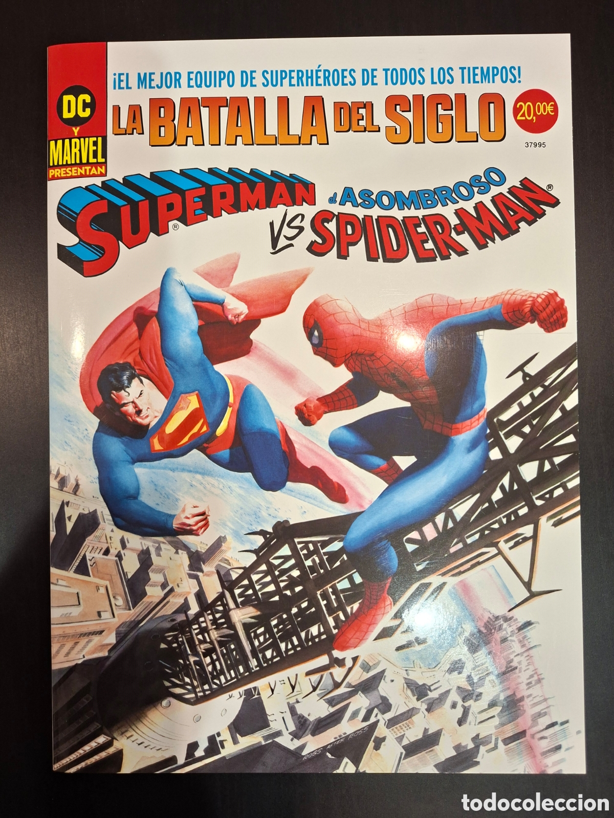 C&oacute;mics: SUPERMAN VS. EL ASOMBROSO SPIDERMAN