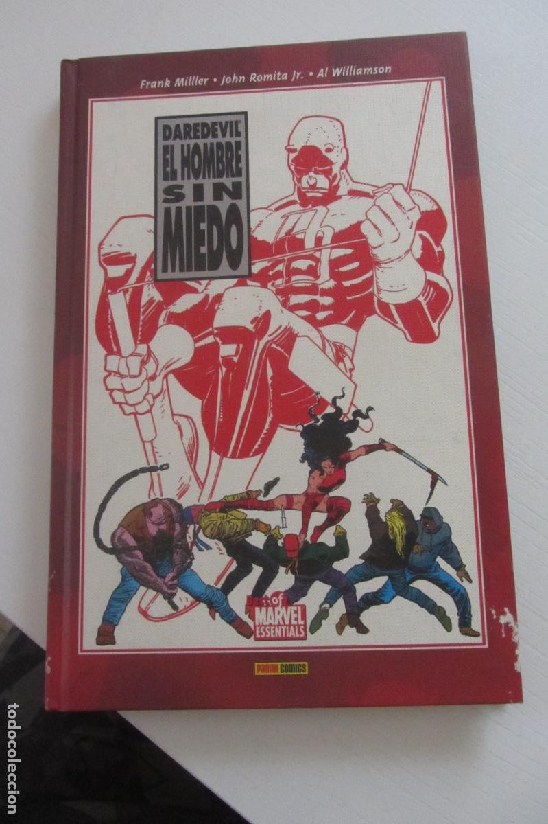 Fumetti: DAREDEVIL EL HOMBRE SIN MIEDO FRANK MILLER JOHN ROMITA J.R. BEST OF MARVEL ESSENTIALS Panini ARX227