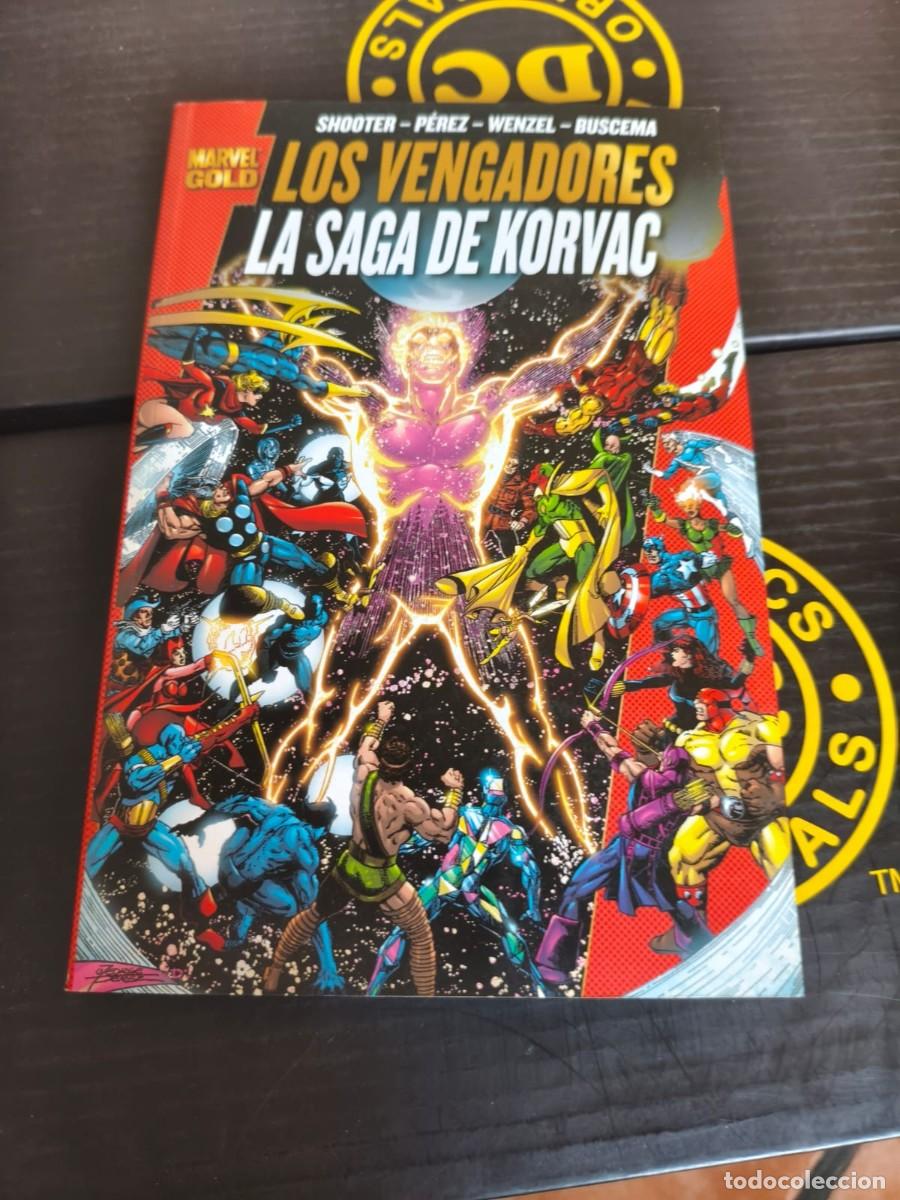 C&oacute;mics: Los Vengadores. Marvel Gold La saga de Korvac Panini R&uacute;stica George Perez Shoother Buscema