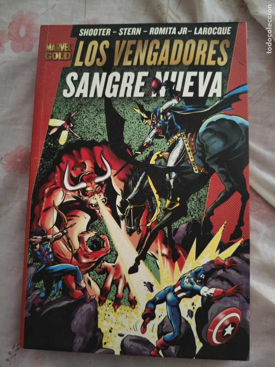 C&oacute;mics: Los Vengadores Marvel Gold Sangre Nueva Panini R&uacute;stica Shhoter Micheline Stern Romita Jr Larocque