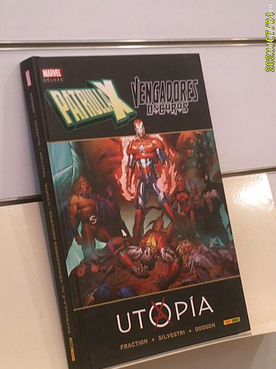 C&oacute;mics: MARVEL DELUXE PATRULLA-X/VENGADORES OSCUROS UTOPIA TOMO TAPA DURA - PANINI