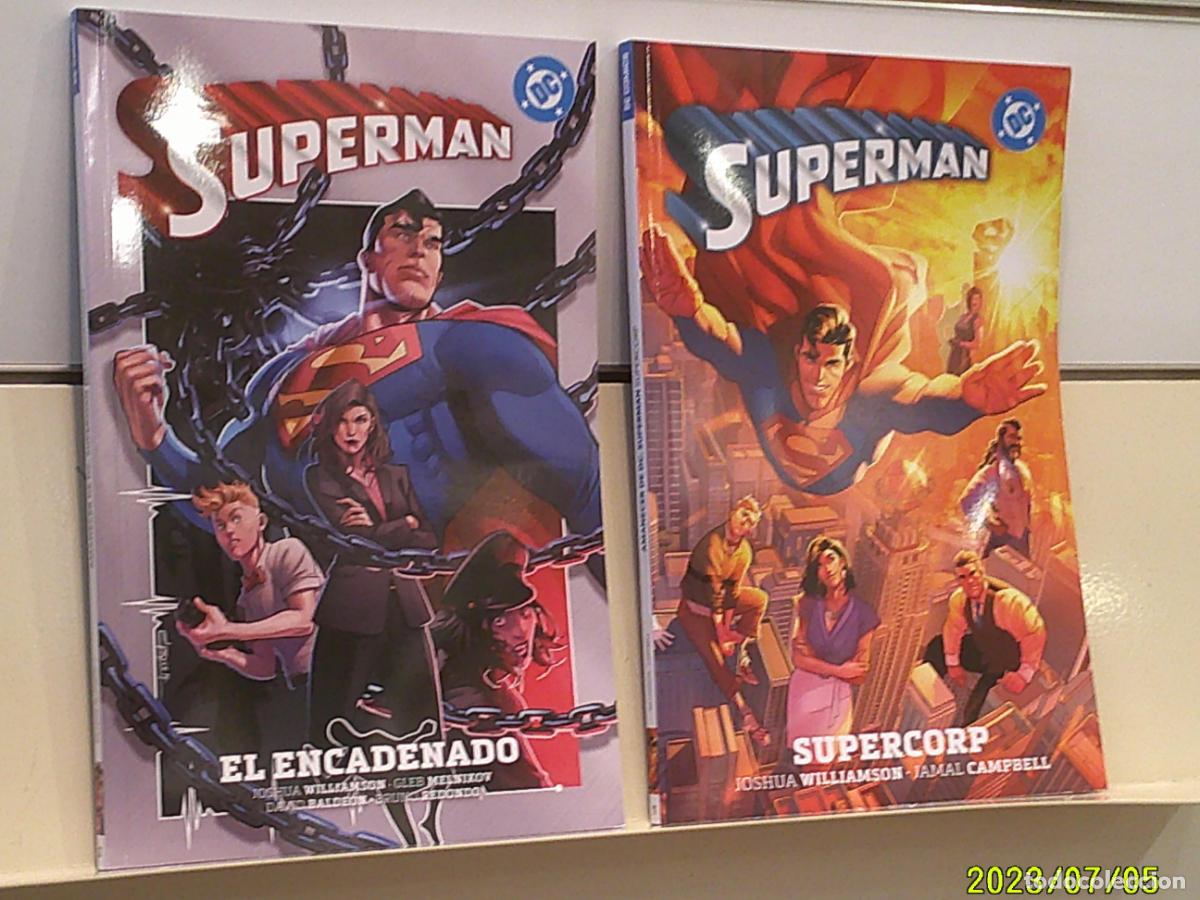 C&oacute;mics: LOTE 2 TOMOS DE AMANECER DC SUPERMAN 1.SUPERCORP Y 2.EL ENCADENADO - PANINI OFERTA