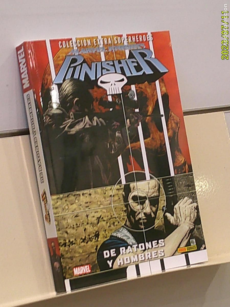 C&oacute;mics: COLECCION EXTRA SUPERHEROES PUNISHER DE RATONES Y HOMBRES MARVEL - PANINI OFERTA