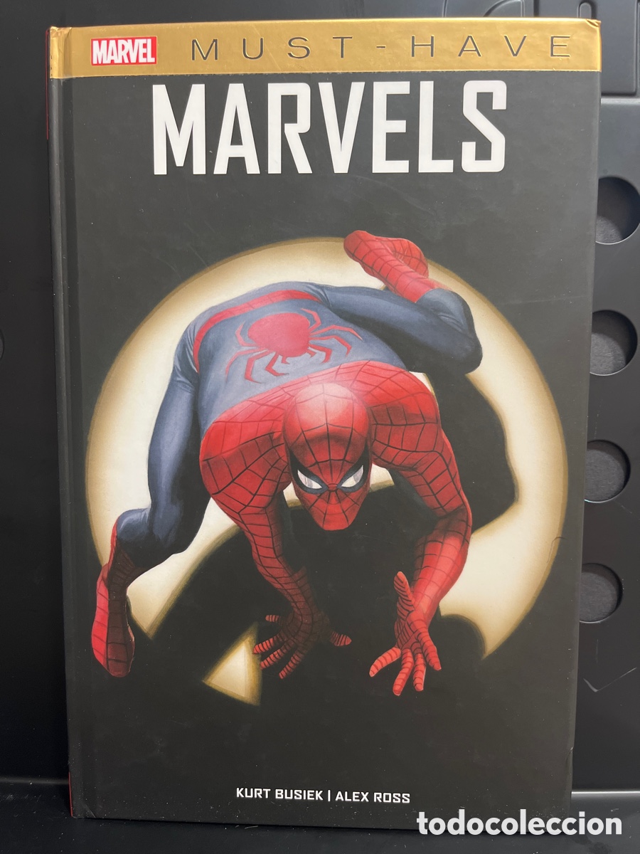 C&oacute;mics: MARVEL MUST HAVE N.32 MARVELS de KURT BUSIEK ( 2020/&hellip; )