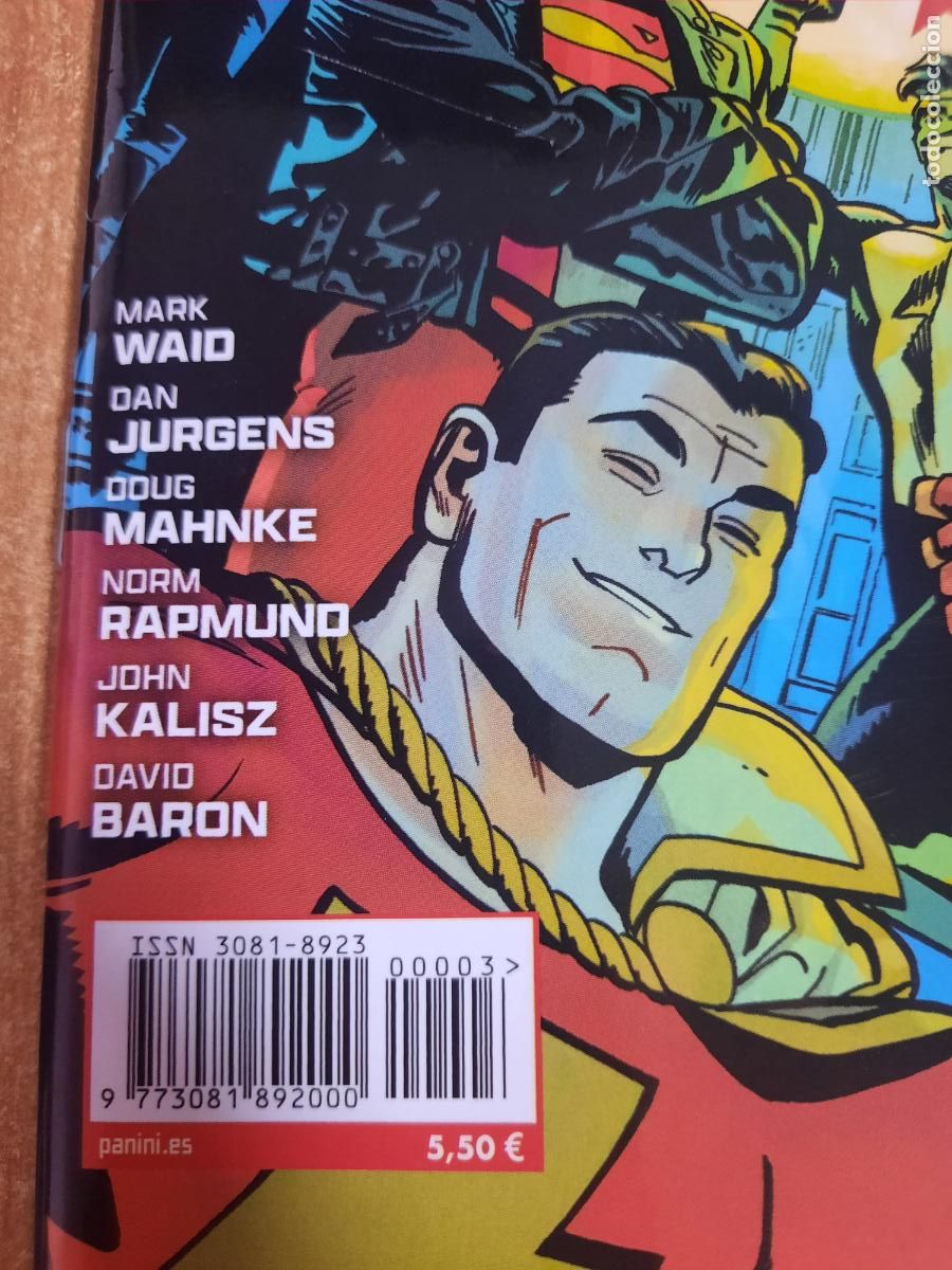 C&oacute;mics: NUEVA HISTORIA DEL UNIVERSO DC N&ordm; 3 - ED. PANINI - Foto 2