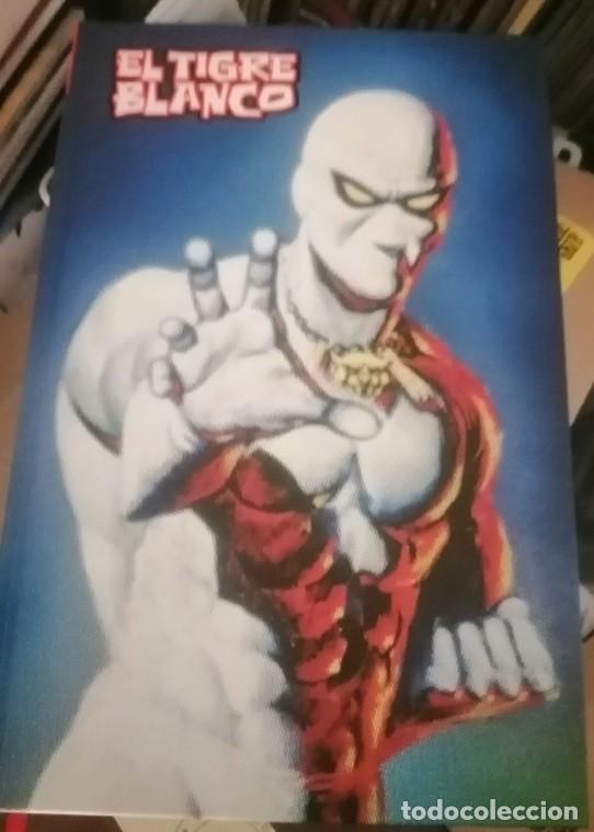 C&oacute;mics: El Tigre Blanco. MLE