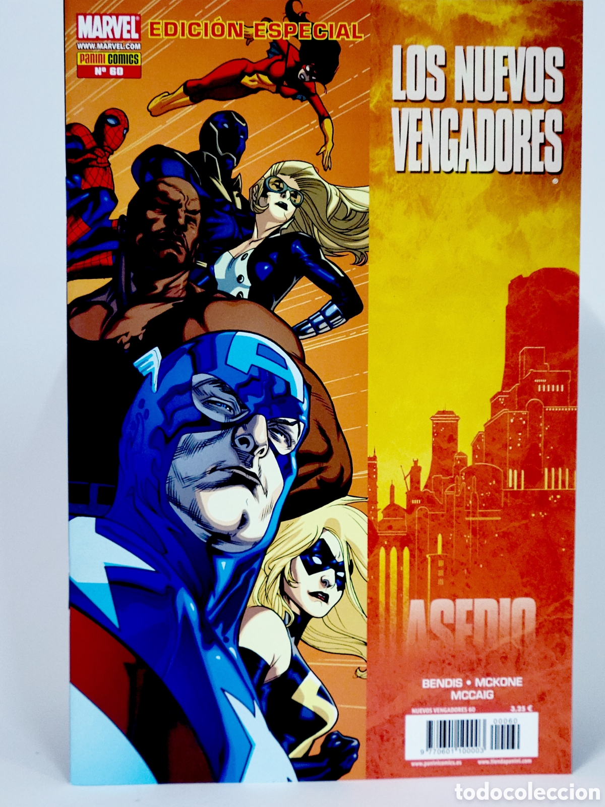 C&oacute;mics: C&Oacute;MIC LOS NUEVOS VENGADORES 60 ASEDIO PANINI MARVEL GRAPA DE KIOSCO