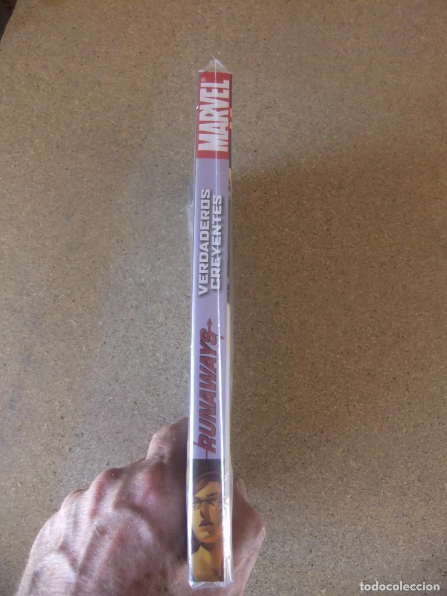 C&oacute;mics: COLECCION EXTRA SUPERHEROES RUNALWAYS VERDADEROS CREYENTES PANINI - Foto 3