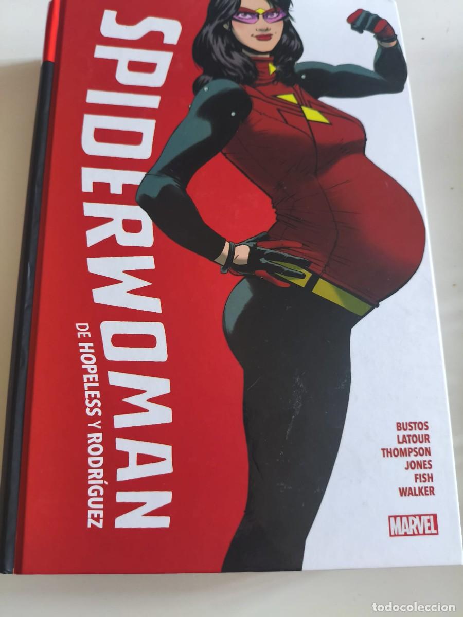 C&oacute;mics: Spiderwoman de Dennis Hopeless y Javier Rodr&iacute;guez. Marvel Omnibus