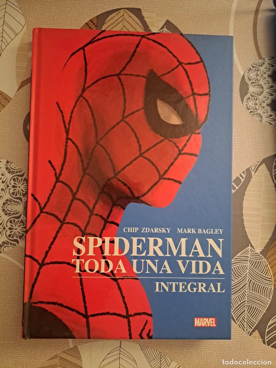 C&oacute;mics: Spiderman, toda una vida integral, Panini en en muy buen estado