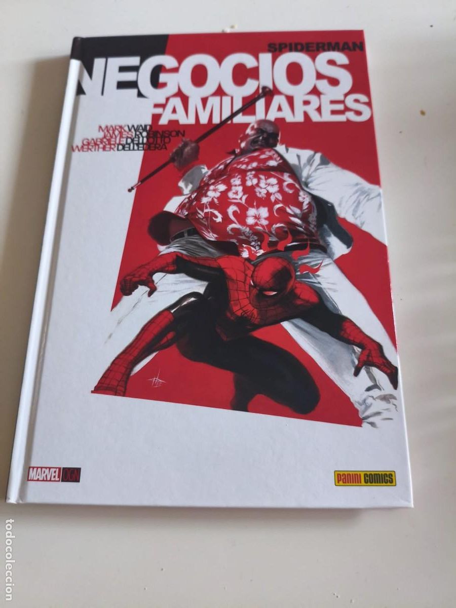 C&oacute;mics: Spiderman: Negocios Familiares. Marvel OGN Panini Waid Robinson DellOtto