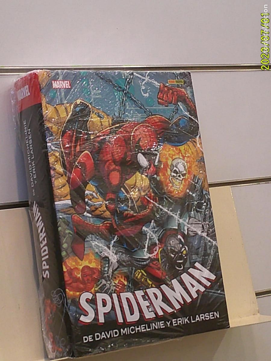 C&oacute;mics: SPIDERMAN DE DAVID MICHELINE Y ERIK LARSEN TOMO TAPA DURA MARVEL - PANINI OFERTA
