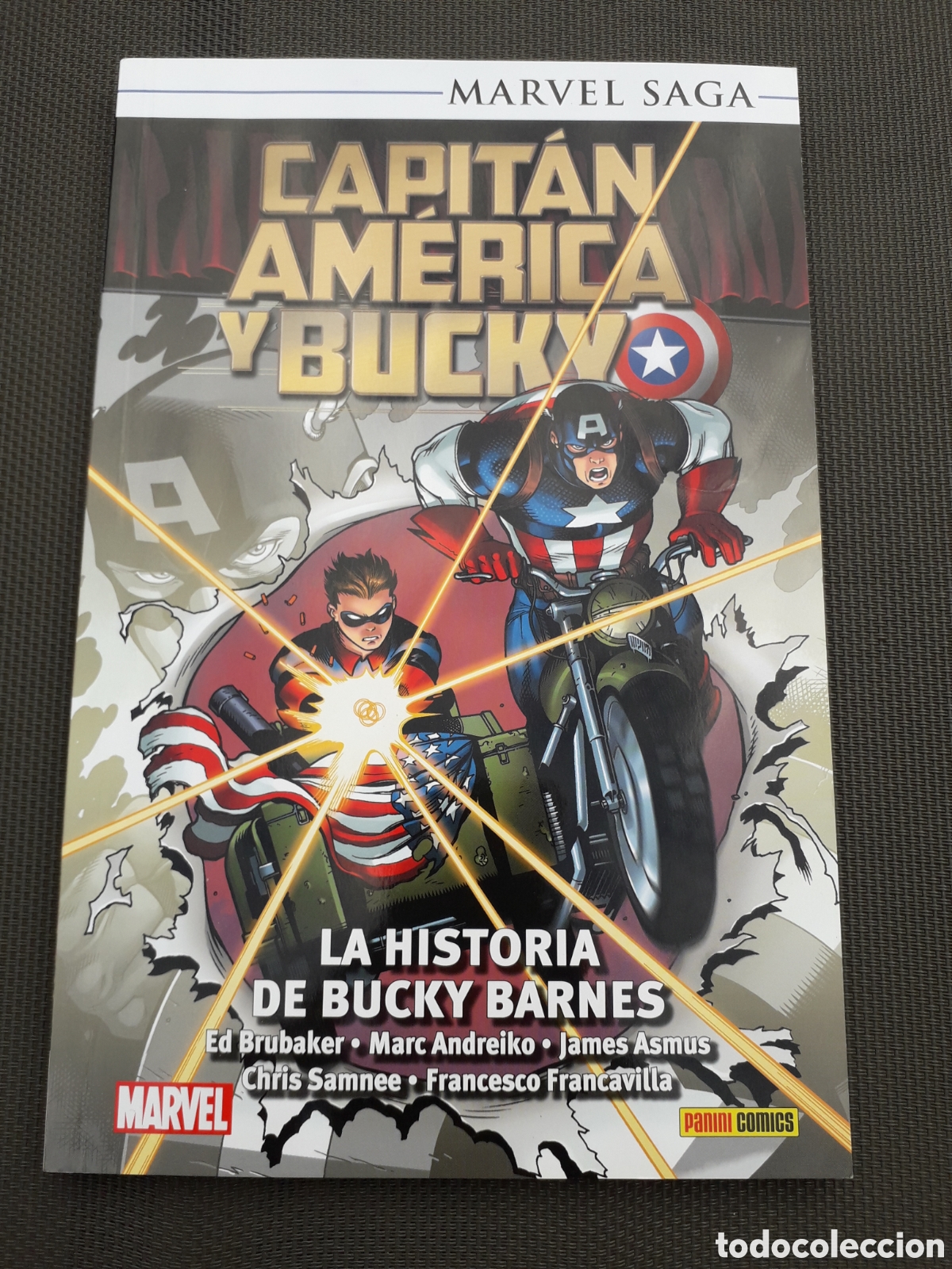 C&oacute;mics: MARVEL SAGA. CAPIT&Aacute;N AM&Eacute;RICA Y BUCKY. EXCELENTE ESTADO