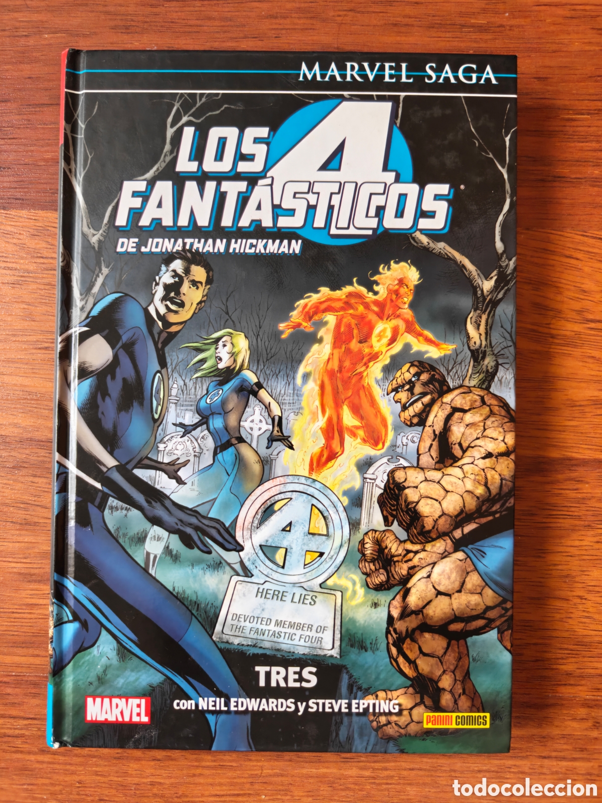 C&oacute;mics: Marvel Saga Los 4 fant&aacute;sticos. Tres. Tomo 3. Jonathan Hickman.