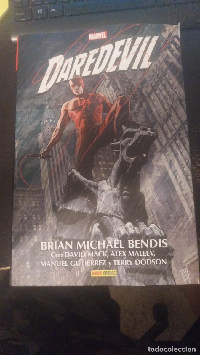 C&oacute;mics: DAREDEVIL DE BRIAN MICHAEL BENDIS Y ALEX MALEEV 01 (MARVEL OMNIBUS) Panini