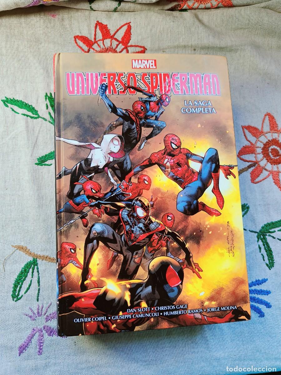 C&oacute;mics: Universo Spiderman. La Saga Completa. Marvel Omnibus. Dan Slott. Panini. Est&aacute; en buen estado.