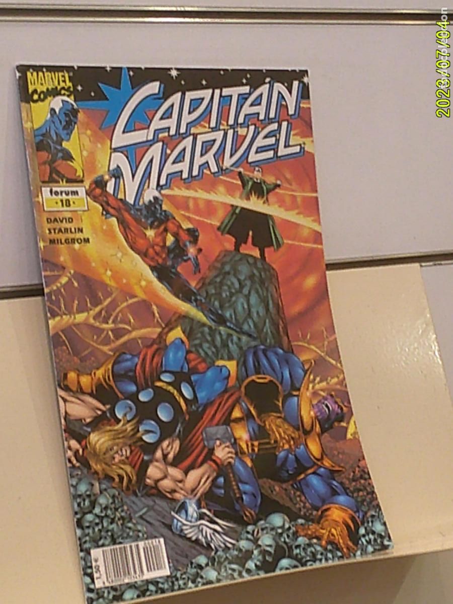C&oacute;mics: CAPITAN MARVEL N&ordm; 18 P. DAVID & J. STARLIN MARVEL - PANINI
