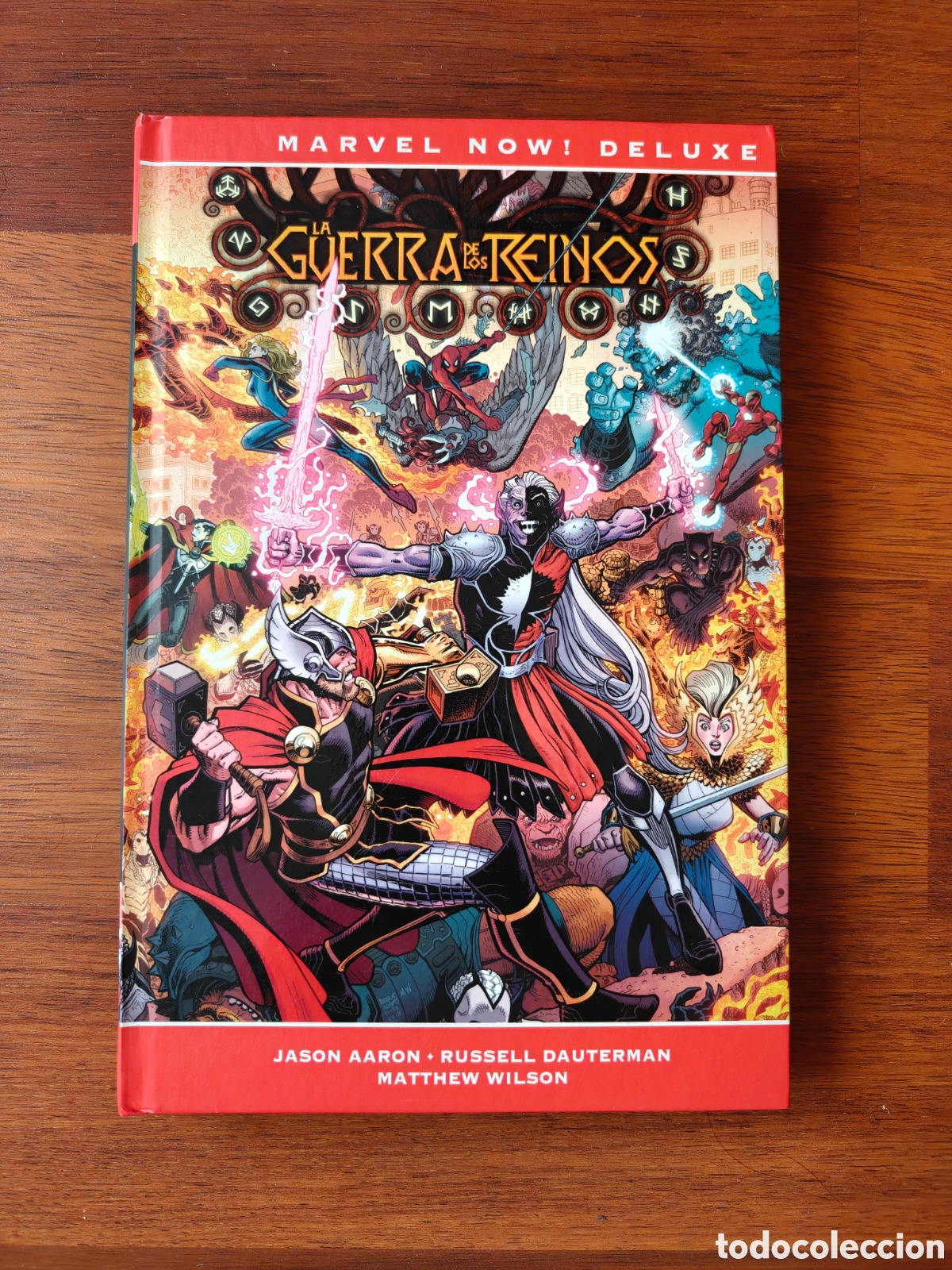 C&oacute;mics: Marvel now! Deluxe La Guerra de los Reinos. Thor. Jason Aaron.