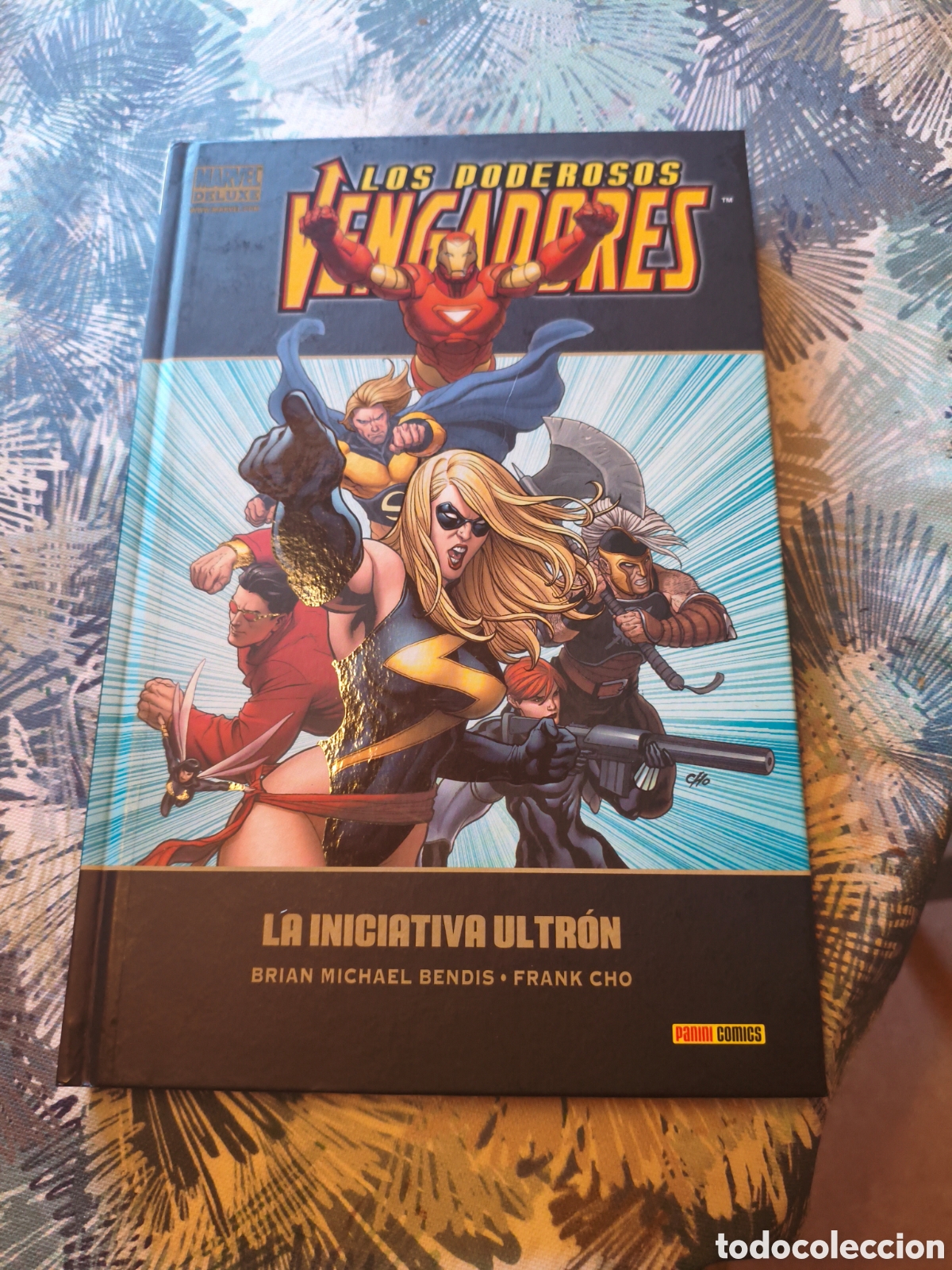 C&oacute;mics: Marvel Deluxe poderosos vengadores la iniciativa ultron Panini - Foto 1