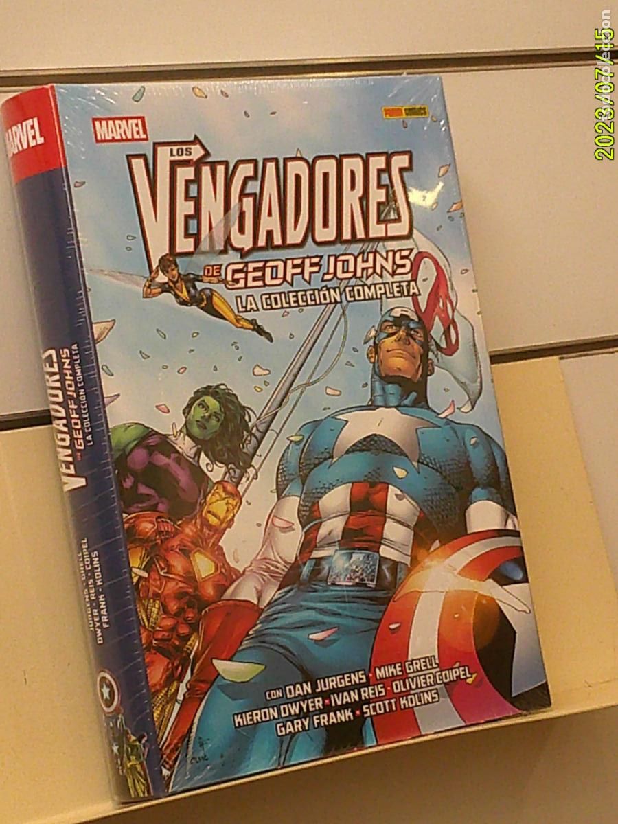 C&oacute;mics: LOS VENGADORES DE GEOFF JOHNS LA COLECCION COMPLETA TOMO TAPA DURA MARVEL - PANINI OFERTA