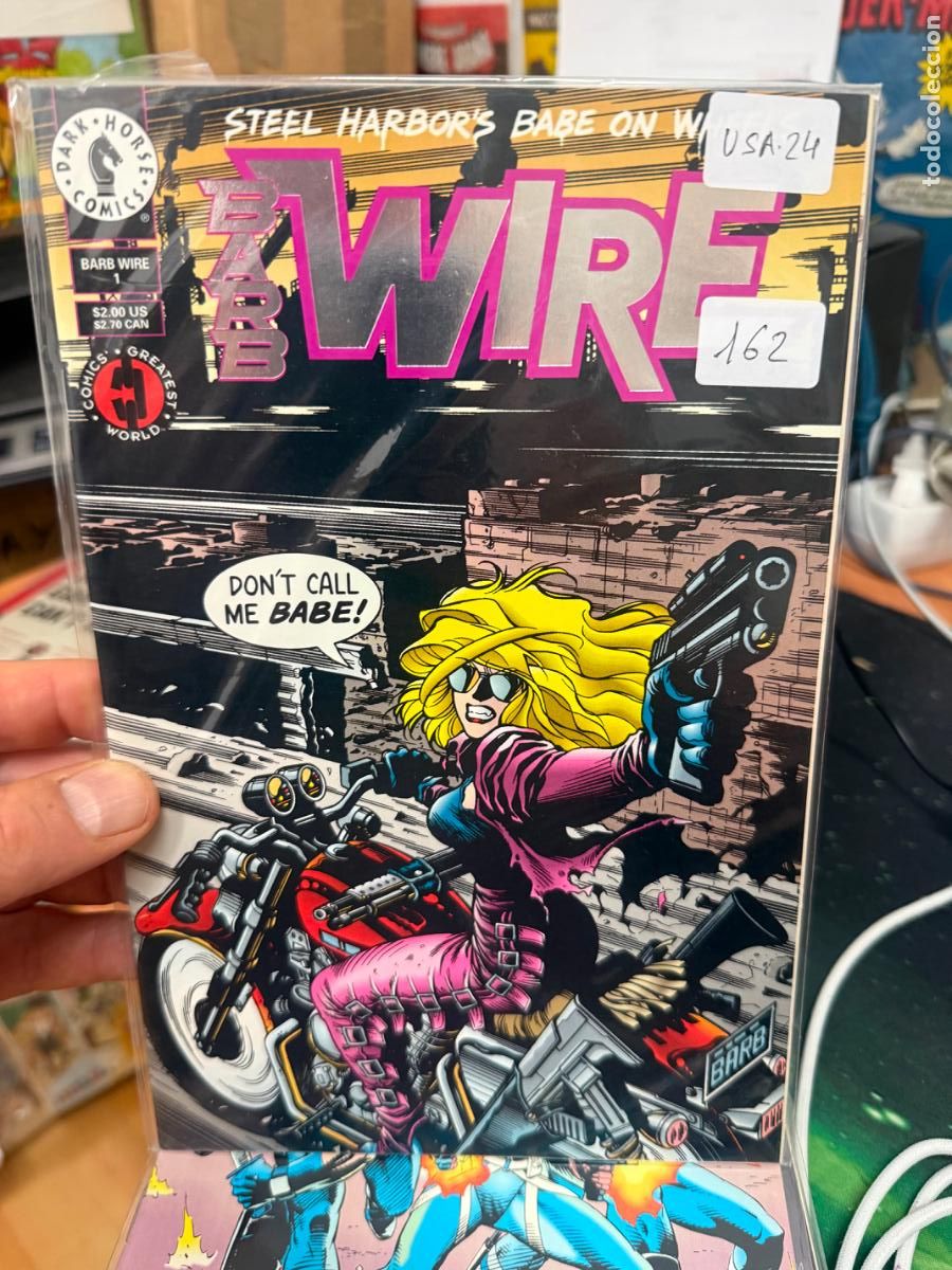 C&oacute;mics: BARB WIRE NUMERO 1 EN INGLES