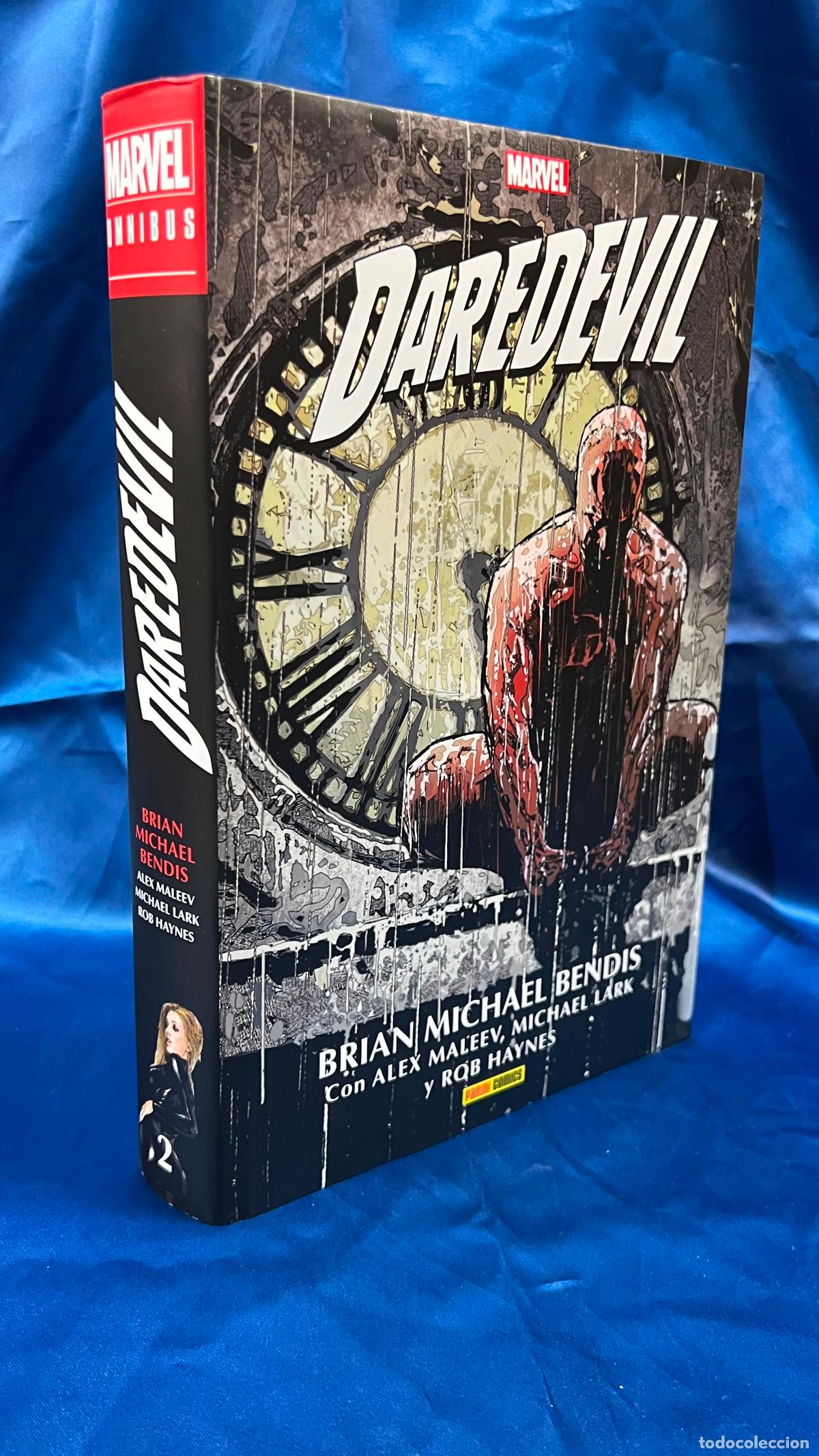 C&oacute;mics: Marvel Omnibus. Daredevil de Brian Michael Bendis y Alex Maleev 2 - Foto 1