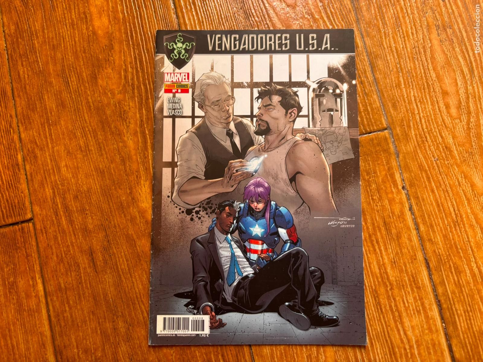 C&oacute;mics: VENGADORES USA N&ordm; 8 PANINI COMICS