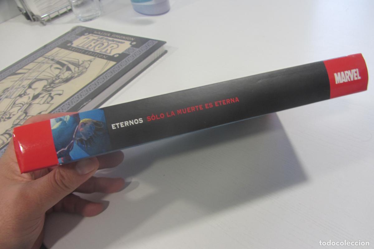 C&oacute;mics: Los Eternos: S&oacute;lo la muerte es eterna (MARVEL DELUXE) PANINI - Foto 2
