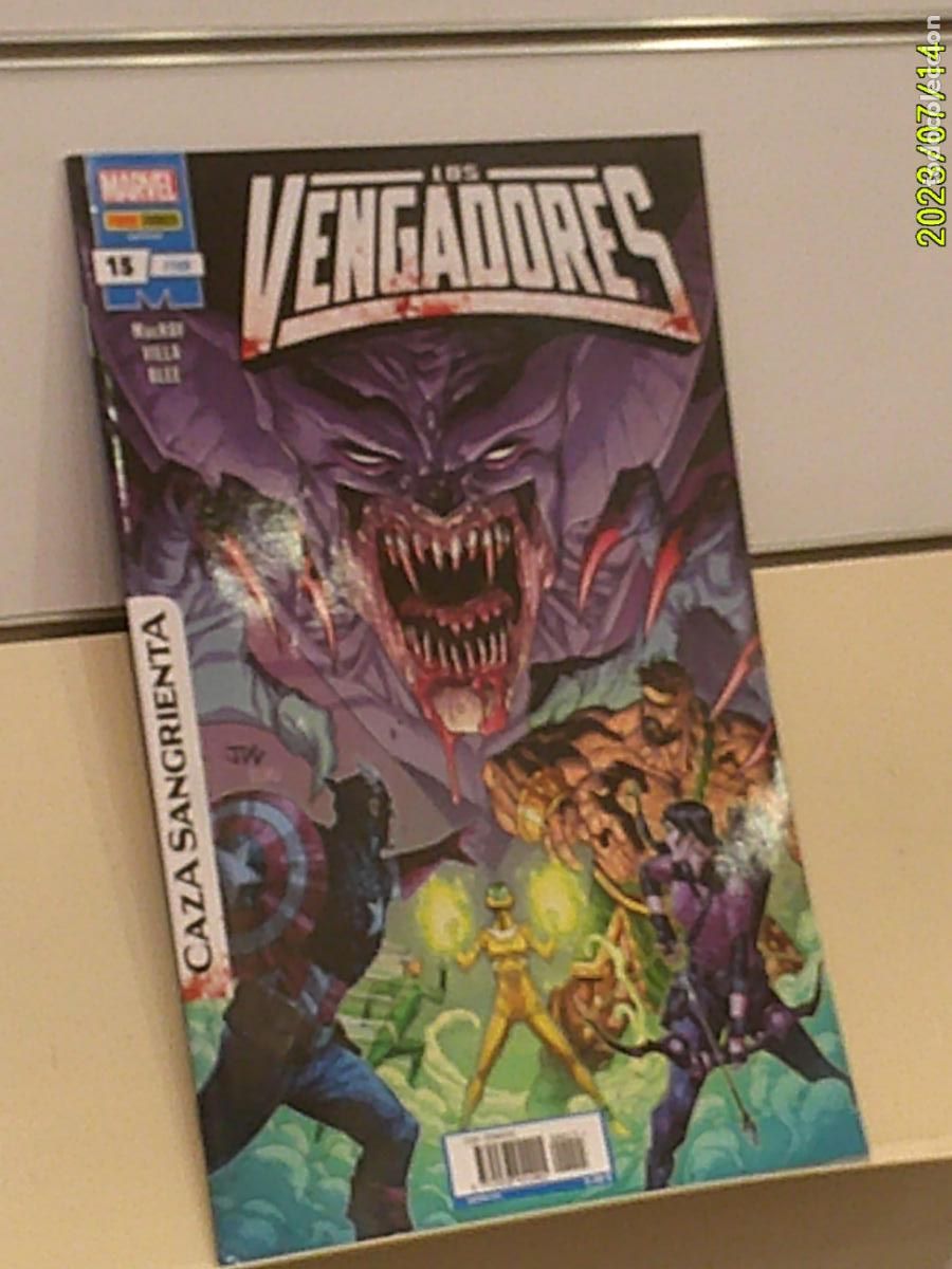 C&oacute;mics: LOS VENGADORES N&ordm; 15-169 CAZA SANGRIENTA MARVEL - PANINI