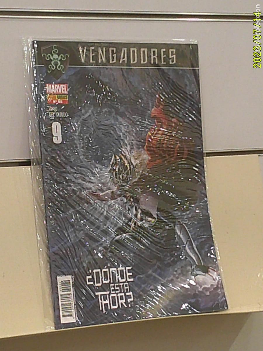 C&oacute;mics: LOS VENGADORES N&ordm; 9-86 LEGACY LOS MUNDOS CHOCAN PARTE 3 MARVEL - PANINI