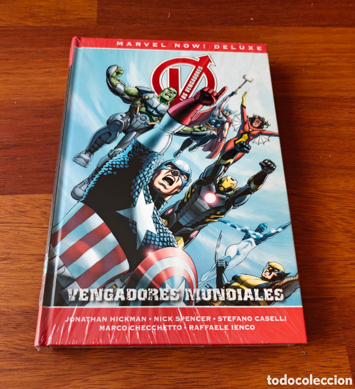 C&oacute;mics: Precintado. Marvel now! Deluxe Vengadores de Jonathan Hickman. Vengadores mundiales. Tomo 6.