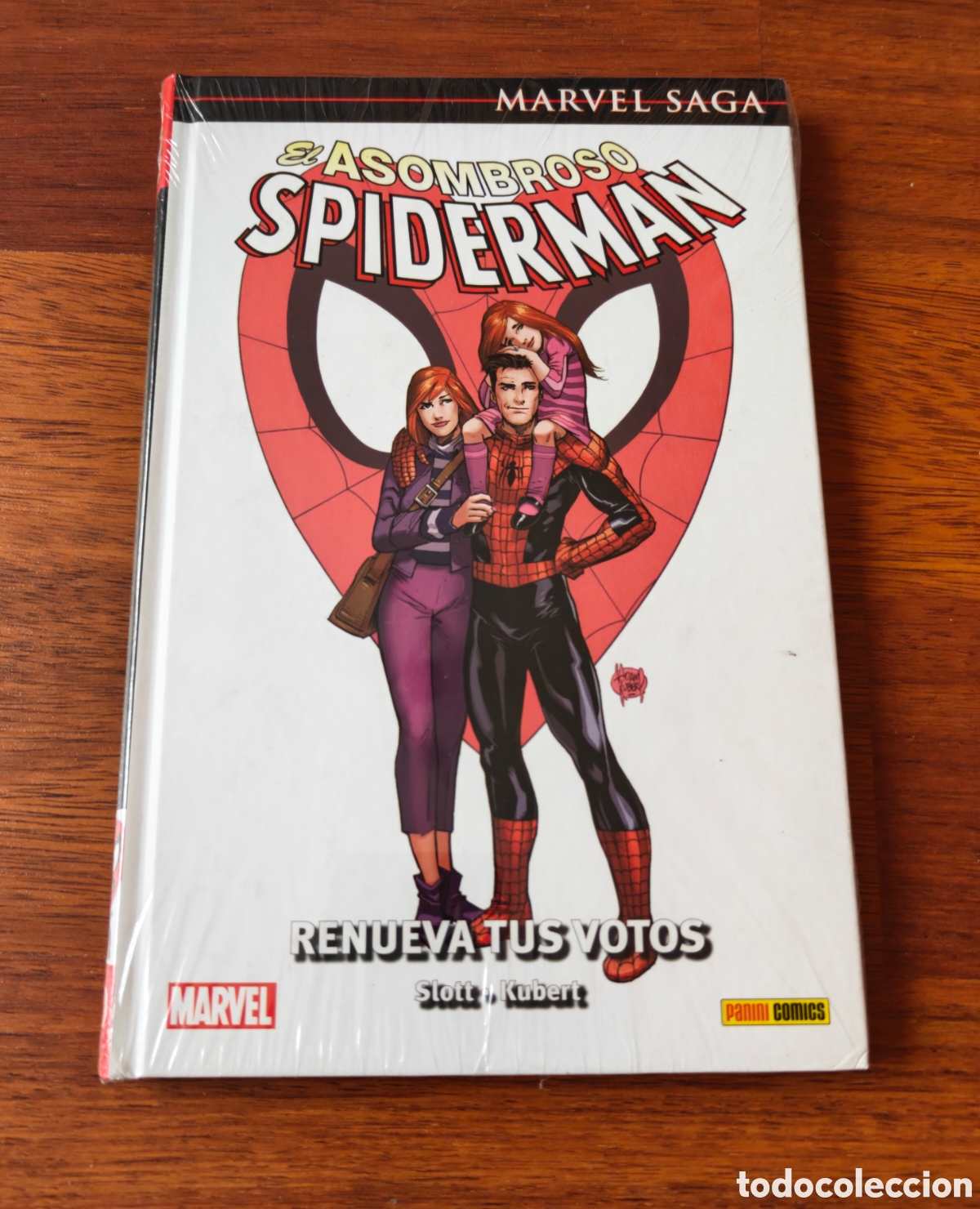 Comics: Precintado. Marvel Saga El asombroso Spiderman. Renueva tus votos. Tomo 50.